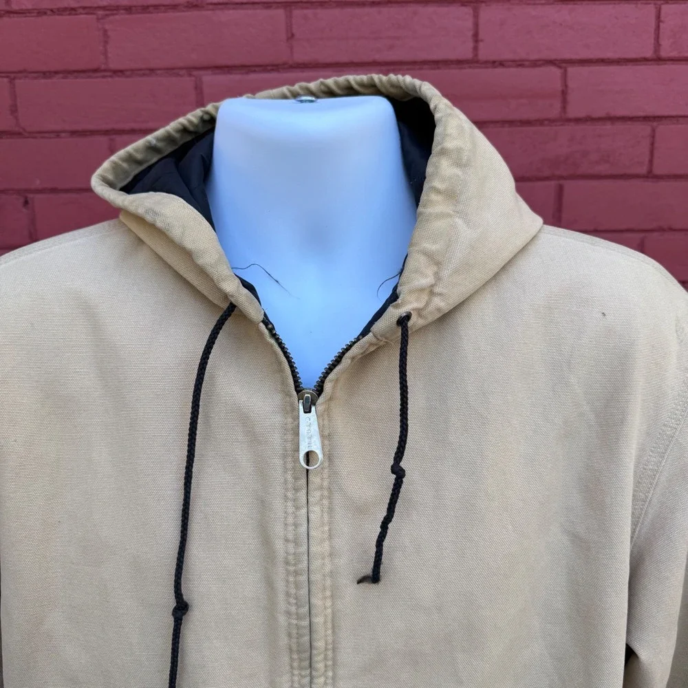 Carhartt jacket has